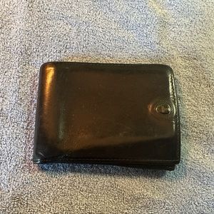 Used Men’s Tumi Wallet